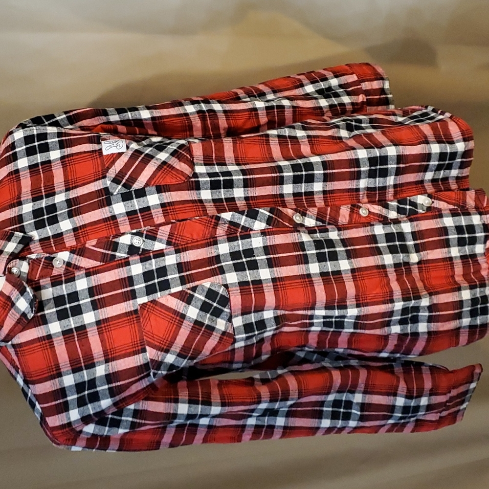 XL PLAID Fannel button up shirt